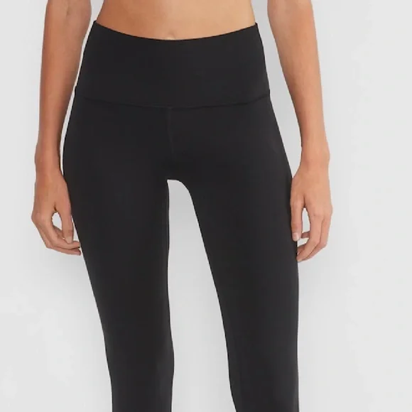 Aritzia BUTTER Cheeky Hi-Rise Legging 4 - Picture 5 of 5